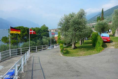 Einfahrt zum Campingplatz