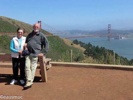 Charly und Christa vor der Golden Gate Bridge