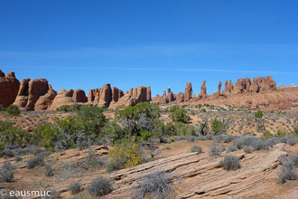 Klondike Bluffs und Marching Men