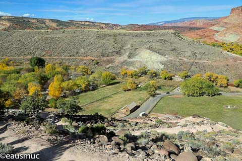 Blick auf Fruita und die Serpentinen