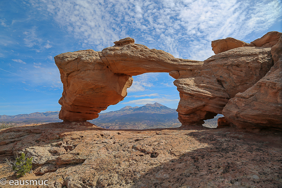 Tukuhnikivatz Arch